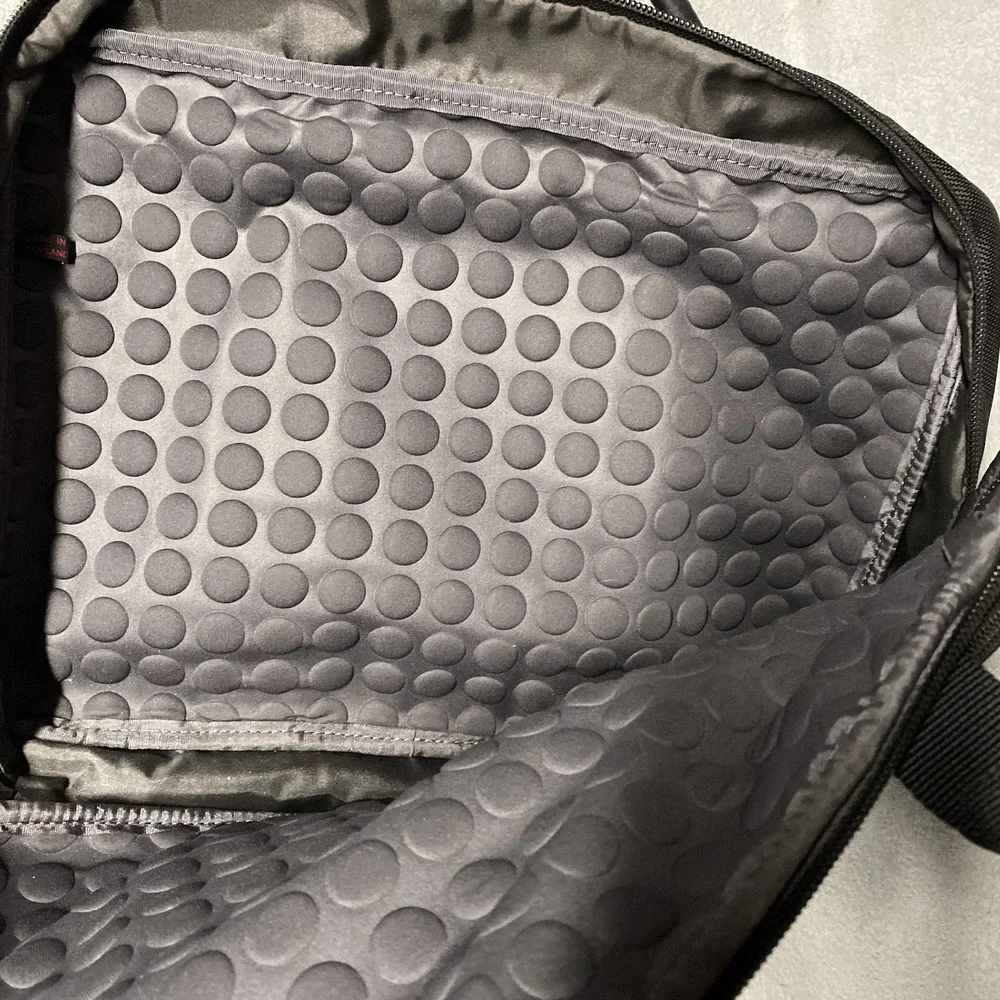 Tumi‎ Laptop Bag Briefcase Black Woven Nylon Padded 15
